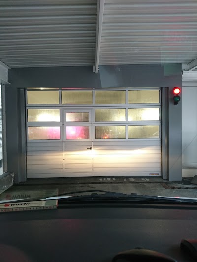 car-dealer