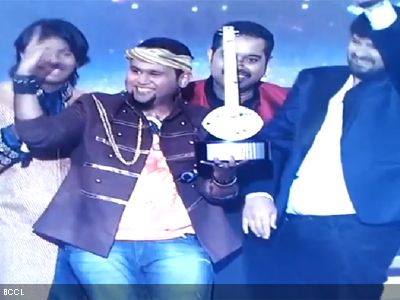 Pune singer Jasraj Joshi was crowned winner of Sa Re Ga Ma 2012. 