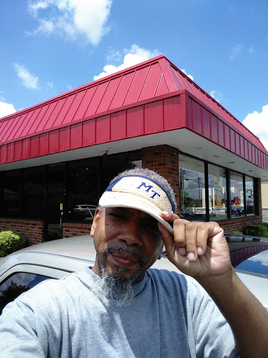 Chicken Restaurant «Mrs Winners Chicken & Biscuits», reviews and photos, 2487 Keith St NW, Cleveland, TN 37311, USA