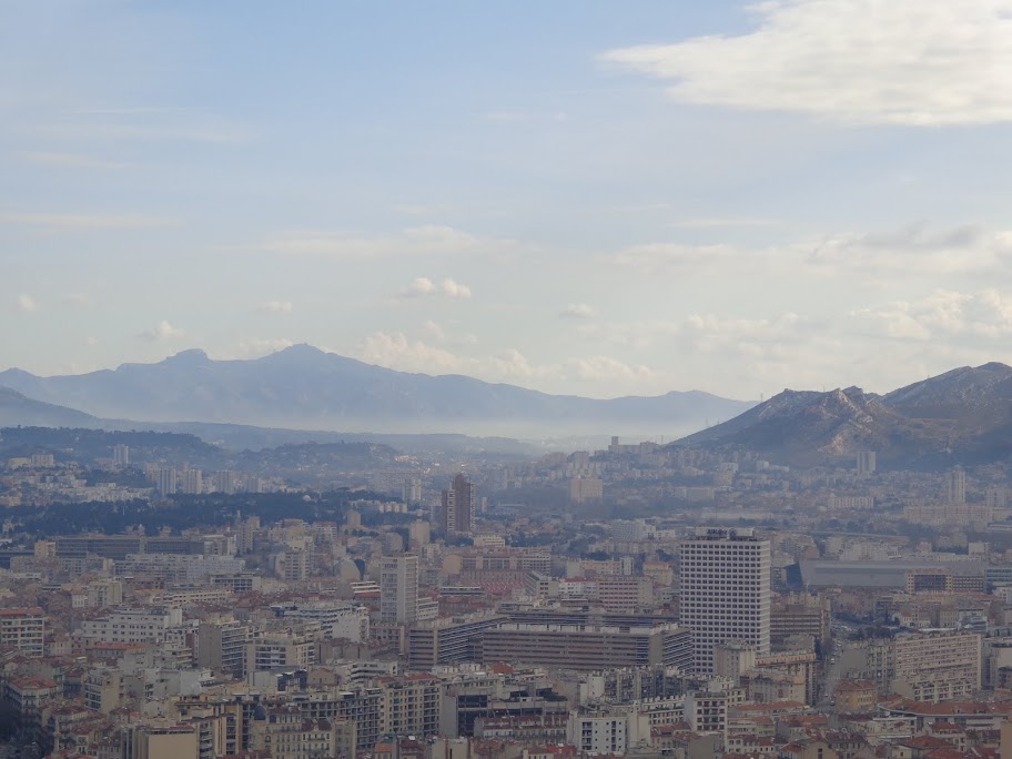 А включите-ка мне усилители качки! А подайте-ка белых пиджаков. Costa Paсifica февраль 13г