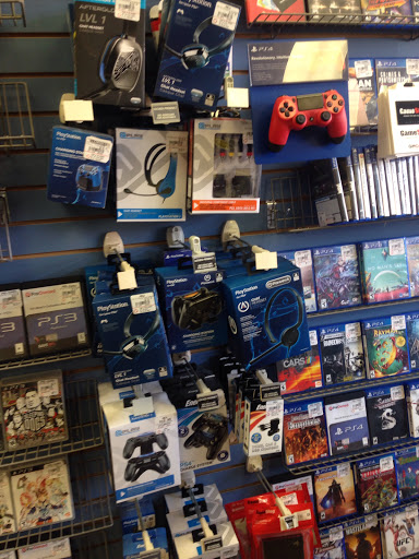 Video Game Store «GameStop», reviews and photos, 1783 N Victory Pl, Burbank, CA 91502, USA