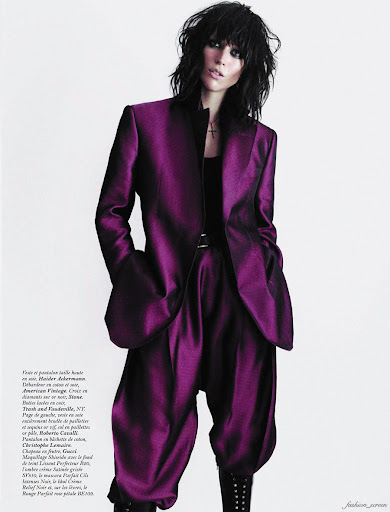 Vogue Paris Diciembre 2011 - Queen of noise -  Raquel Zimmermann