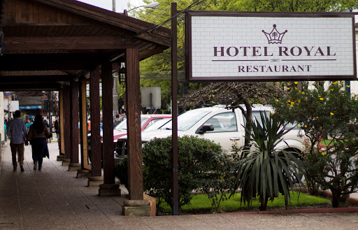 Hotel Royal Victoria, Av. Confederacion Suiza 1240, Victoria, IX Región, Chile, Alojamiento | Araucanía