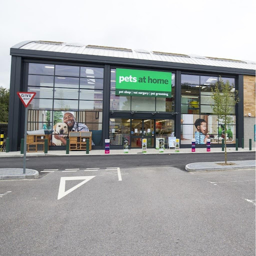 Pets at Home Hedge End logo