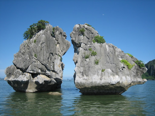 Viajar a https://lh6.googleusercontent.com/-MTtaXH5EbUw/VTgycSyWKXI/AAAAAAAAoUU/HBqFRQerb5EN88ofr4qf-3ktby6gRszyQCJkC/s1600-w600/