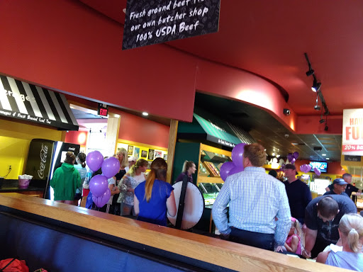 Hamburger Restaurant «Fuddruckers», reviews and photos, 436 Broadway, Methuen, MA 01844, USA