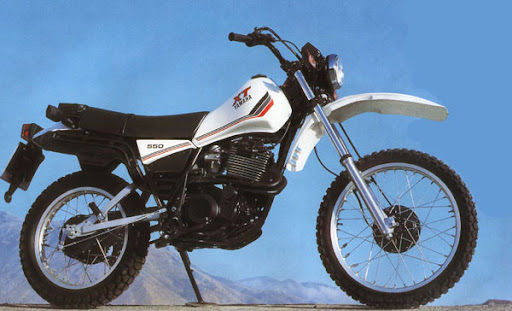 XT 550 (1982 - 1983) 02-XT550_2