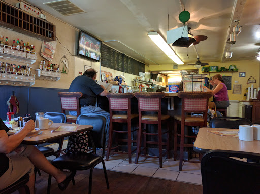 Restaurant «Countryside & Carry Out», reviews and photos, 5901 Southern Maryland Blvd, Lothian, MD 20711, USA