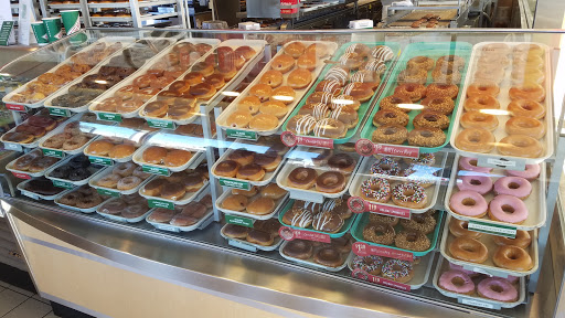 Bakery «Krispy Kreme Doughnuts», reviews and photos, 5812 N Illinois St, Fairview Heights, IL 62208, USA