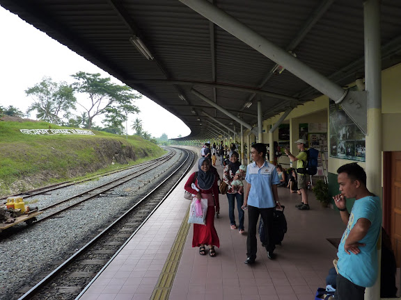 Blog de voyage-en-famille : Voyages en famille, De Kuala Tahan à Kota Bharu