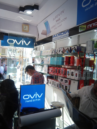 Space Communication, Near Gandhi Putala, Vazirabad, Nanded, Maharashtra, India, Mobile_Phone_Service_Provider_Store, state MH
