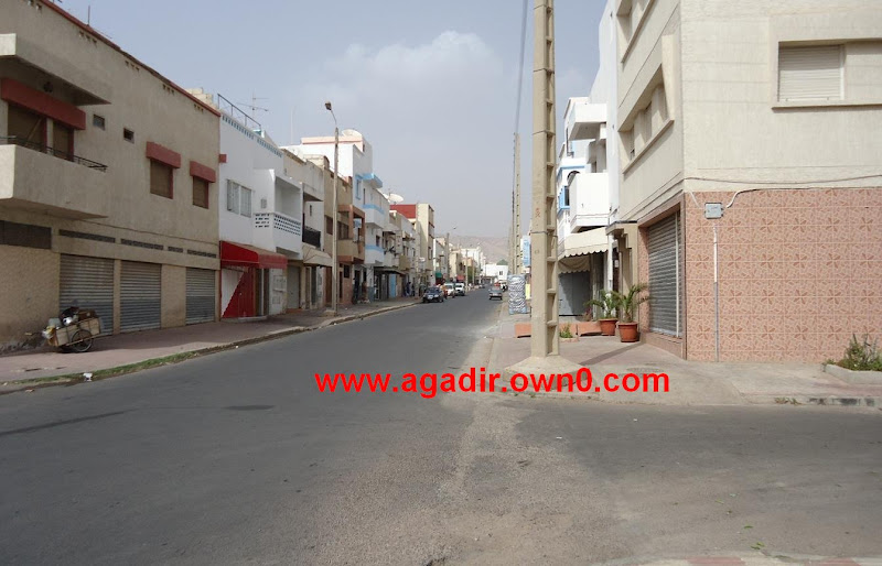 شارع عبد العزيز الماسي حي ليزاميكال بمدينة اكادير DSC02088