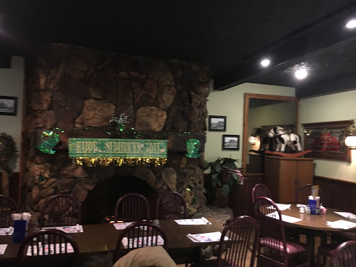 Bar «Iron Horse Pub of Durand», reviews and photos, 104 N Saginaw St, Durand, MI 48429, USA