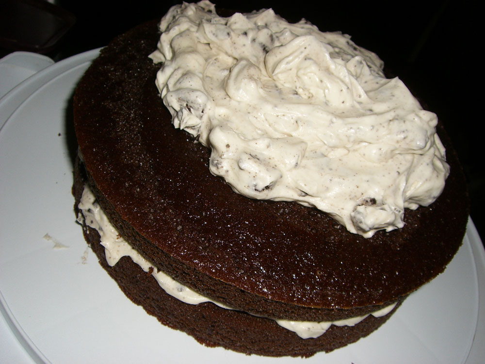 Maple Macaroni: Chocolate Oreo Cake: A Romance