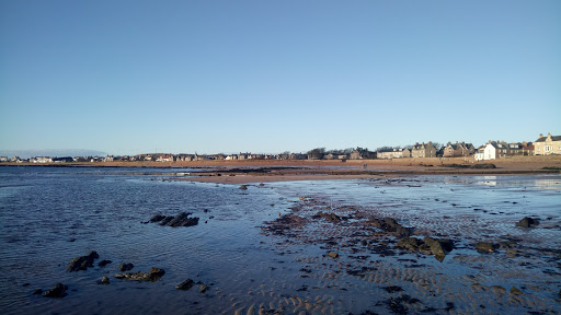 Elie beach