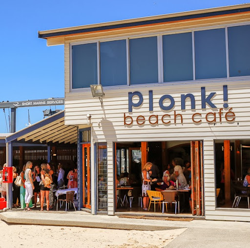 Plonk Beach Cafe logo
