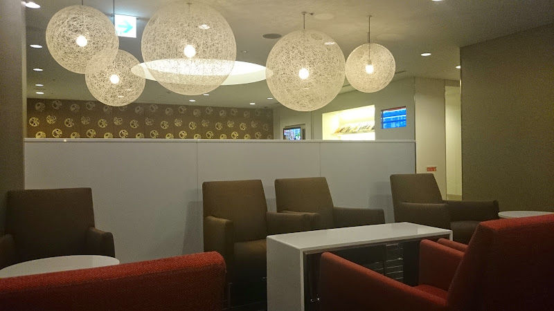 DSC 1880 - REVIEW - Qantas Business Lounge, Narita Airport