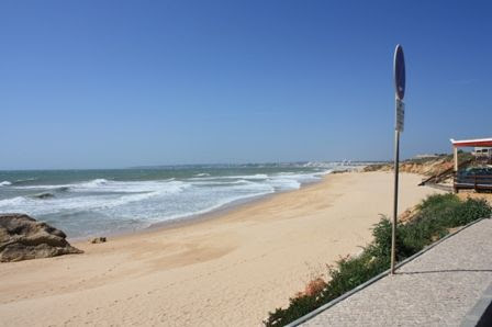 Praia da Galé