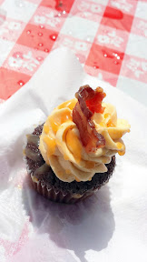 Eat Mobile 2014 - bite from Hungry Heart PDX of the Sweet n Salty chocolate cupcake with peanut butter frosting and bacon and salted caramel