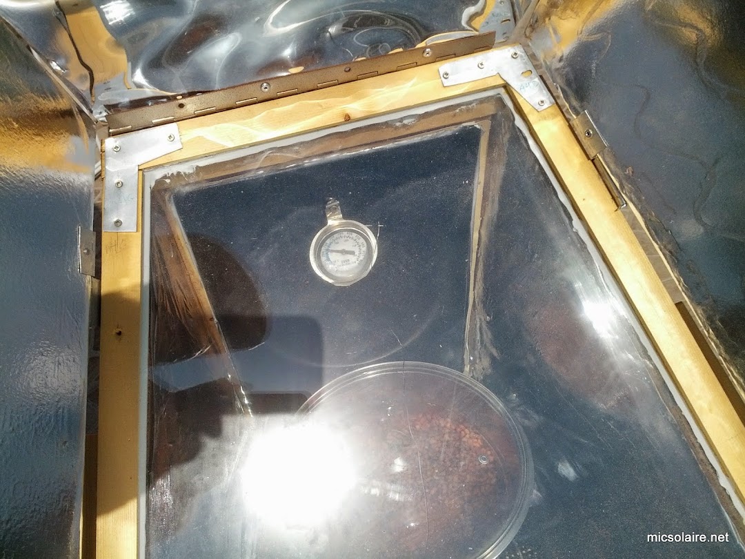 Haricots azuki dans le four solaire IMG_20140610_103530