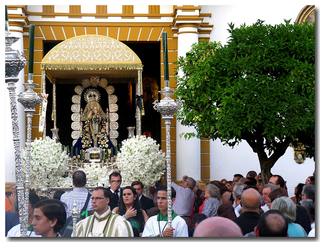 Salida procesional de Santa Ana Patrona de Dos Hermanas.