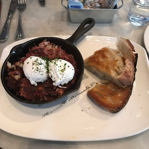 French Restaurant «Cochon Volant Brasserie», reviews and photos, 100 W Monroe St, Chicago, IL 60603, USA