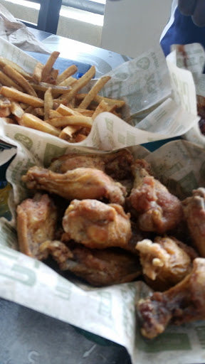 Chicken Wings Restaurant «Wingstop», reviews and photos, 8723 Cooper Rd C, Alexandria, VA 22309, USA