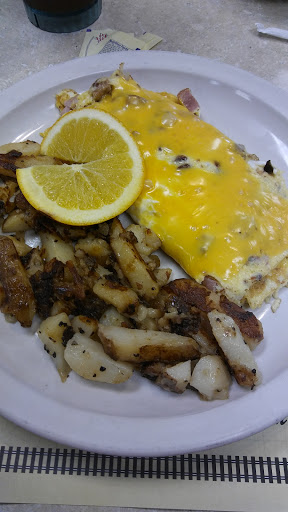 Breakfast Restaurant «Breakfast Station», reviews and photos, 7331 Gall Blvd, Zephyrhills, FL 33541, USA