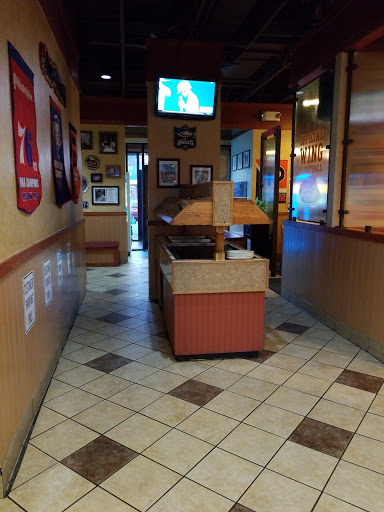 Pizza Restaurant «Pizza Hut», reviews and photos, 4443 Pennell Rd, Aston, PA 19014, USA