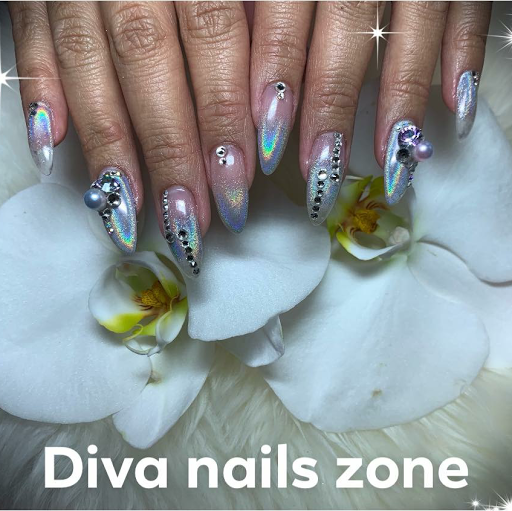 Diva Nails Zone logo