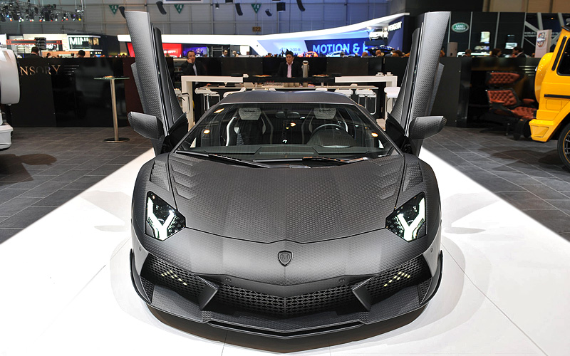 2013-lamborghini-aventador-lp1250-4-mansory-carbonado-9.