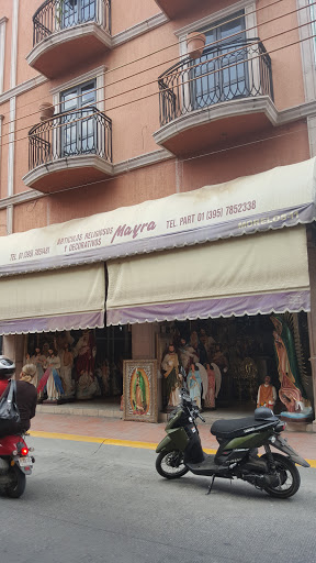 Artículos Religiosos Mayra, Calle Morelos 11, Centro, 47000 San Juan de los Lagos, Jal., México, Tienda de manualidades y bellas artes | JAL