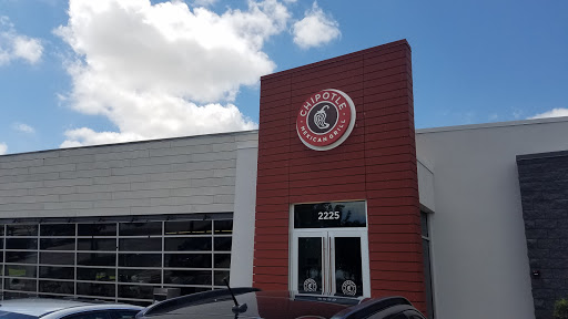 Mexican Restaurant «Chipotle Mexican Grill», reviews and photos, 2225 E Grapevine Mills Cir, Grapevine, TX 76051, USA