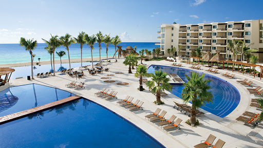 Dreams Riviera Cancun Resort & Spa, Carretera Federal Chetumal–Puerto Juárez Km. 307, Puerto Morelos, 77580 Benito Juárez, Q.R., México, Complejo hotelero | TLAX