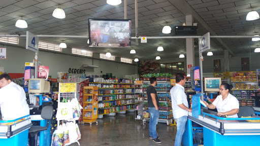 Sakashita Supermercados, Av. Primo Angelucci, 75 - Centro, Fernandópolis - SP, 15600-000, Brasil, Supermercado, estado Sao Paulo