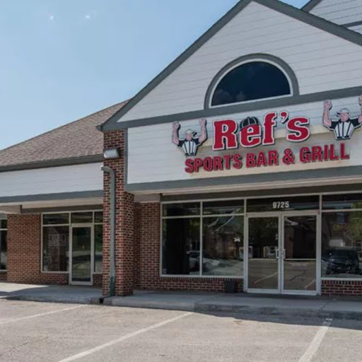Ref's Sports Bar & Grill logo