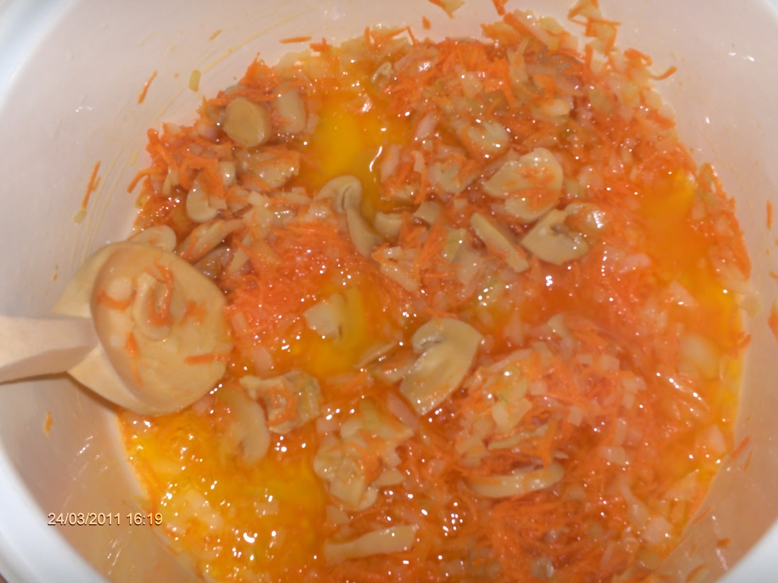 Bucataria Alynusei Pilaf cu mazare si ciuperci(de post)