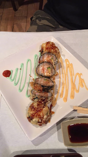 Japanese Restaurant «Suzushii Sushi & Grill», reviews and photos, 915 E Road to Six Flags St #103, Arlington, TX 76011, USA