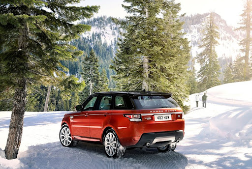 2014-Range-Rover-Sport-Rear-34-Left