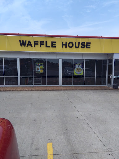 Breakfast Restaurant «Waffle House», reviews and photos, 2100 Memorial Blvd, Springfield, TN 37172, USA