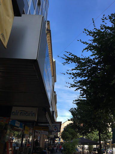 Willi's Café