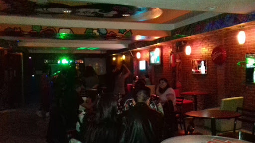 Quimera Bar- Karaoke, Av de los Reyes 6 C, Centro Urbano, 54700 Cuautitlán Izcalli, Méx., México, Karaoke | EDOMEX