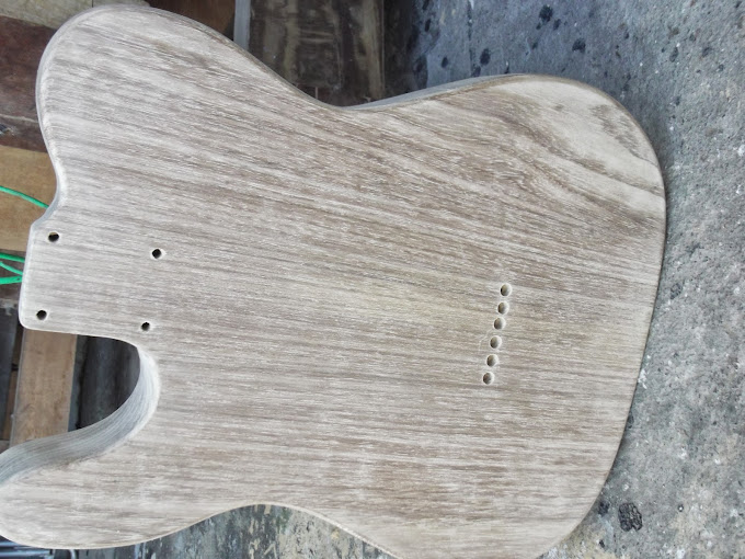 Construção guitarra telecaster, meu 1º projeto bolt on. Finalizado e com vídeo - Página 2 DSCF0903