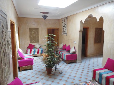 Photos of G&icirc;te Paradis d'A&iuml;t Bouguemez