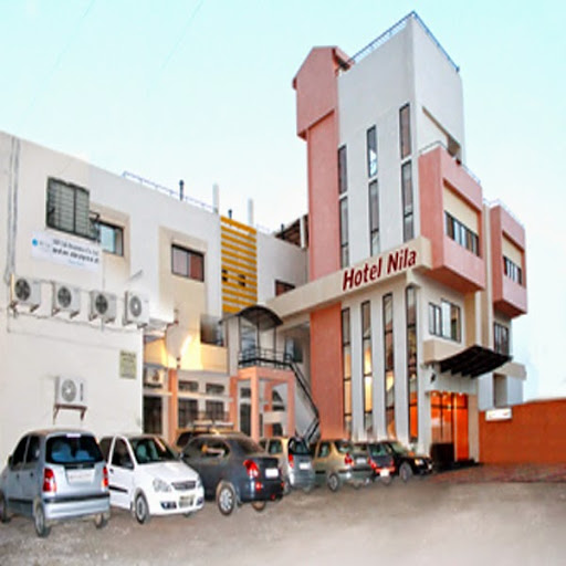 Hotel Nila, N.G.Abdulpurkar Complex, Nilanagar, Samrat Chowk, Solapur, Maharashtra 413002, India, Lodge, state MH