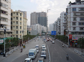 Shengli West Road (胜利路) in Zhangzhou