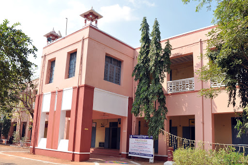 Rajah Serfoji Government College (Autonomous), Near New Bus Station, Trichy Main Road, New Housing Unit, Thanjavur, Tamil Nadu 613005, India, Government_College, state TN