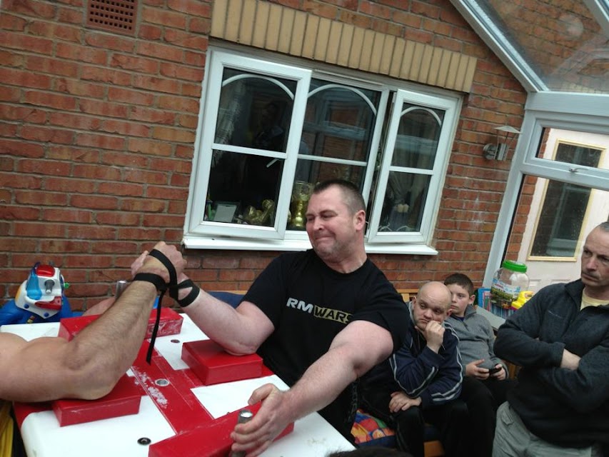 Devon Larratt - Neil Pickup - right hand training at "The FreaKShop" - 21 April 2013, Great Britain