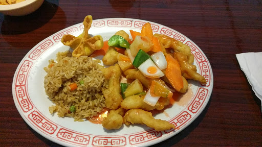 Chinese Restaurant «Happy Family Chinese Food And Sushi Bar», reviews and photos, 103 W Courthouse Square, Cumming, GA 30040, USA