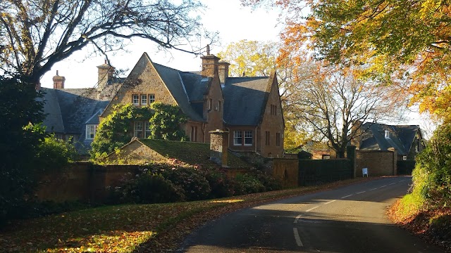 Coton Manor Gardens